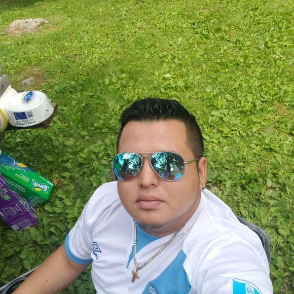 Meet your Posher, Byron - Picture 1 of 1